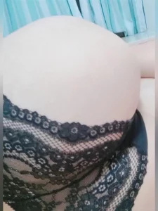 你们要的小少妇，好久没找她自慰勾引我去操她